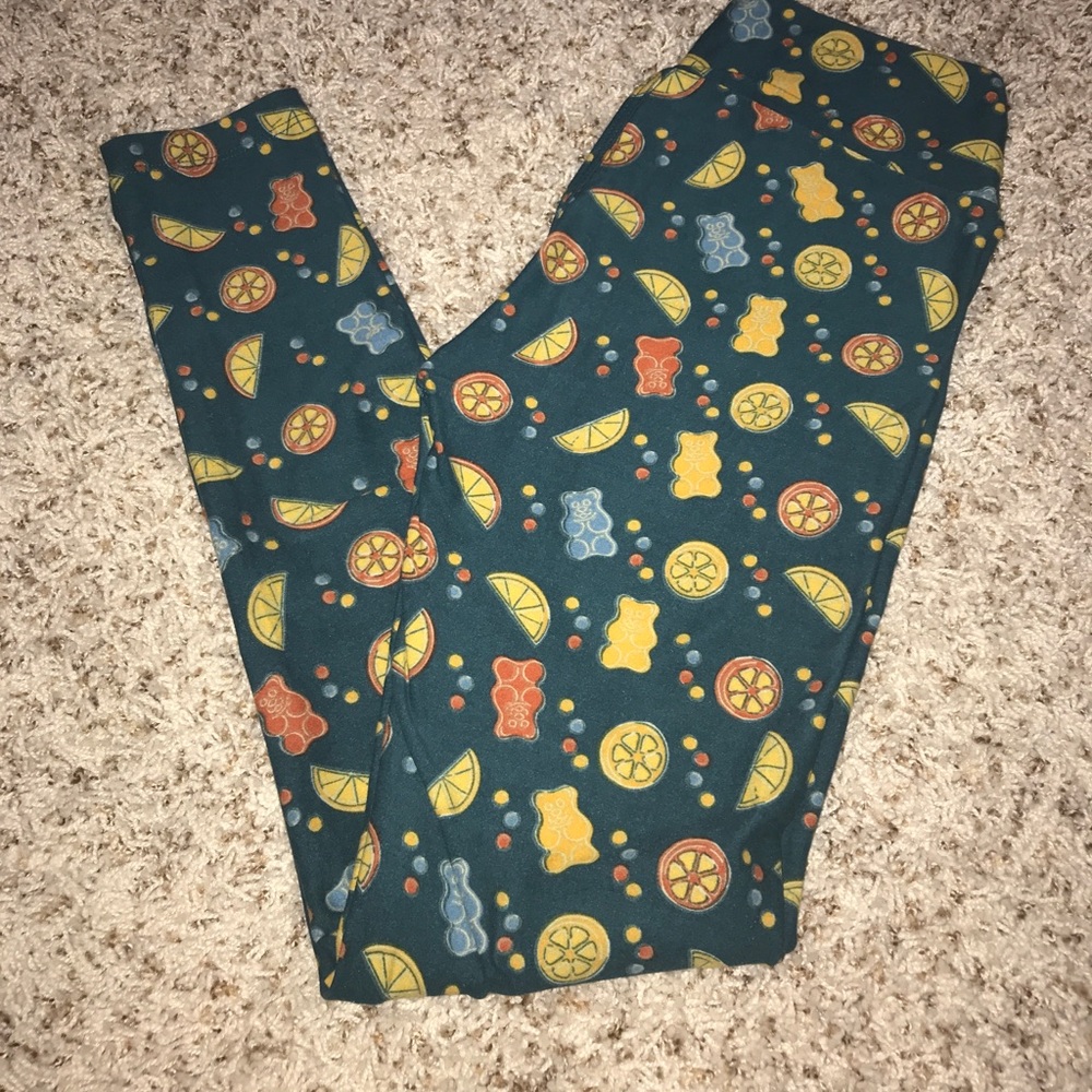 NWOT LulaRoe OS Leggings